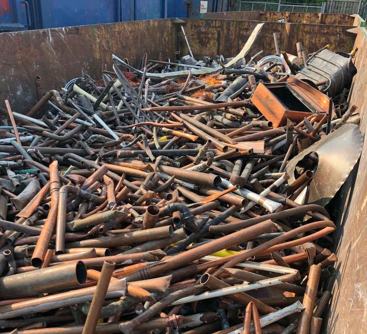 Kupferschrott Container – Schrottankauf Düsseldorf P&P Buntmetallhandel